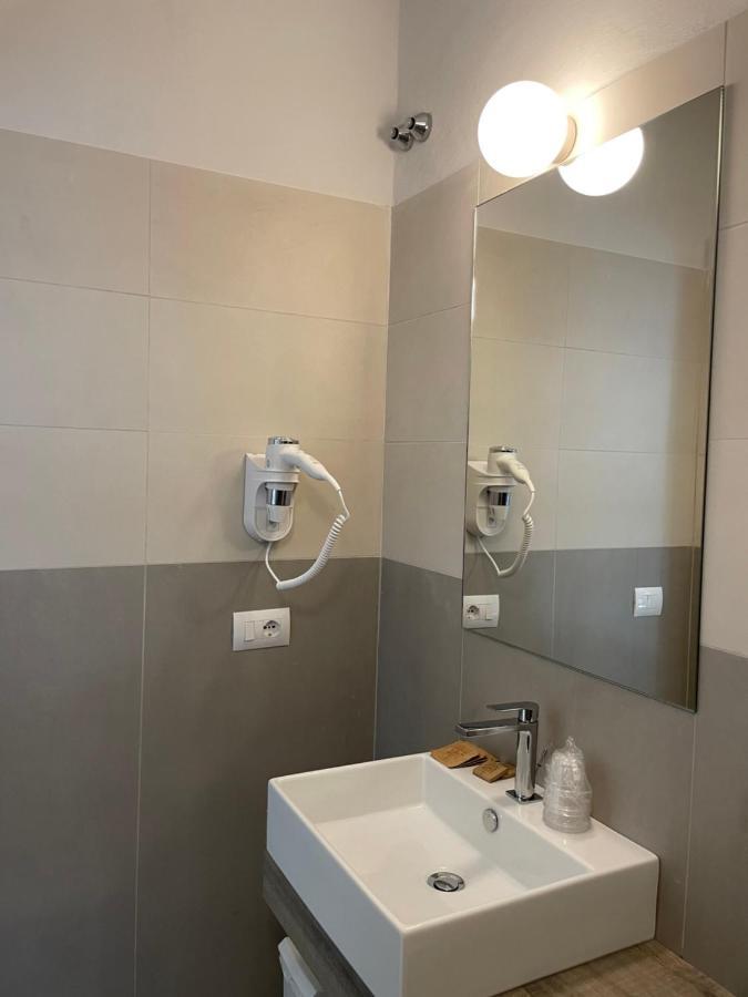 Guerrini Hotel 卡斯蒂利翁切洛 外观 照片